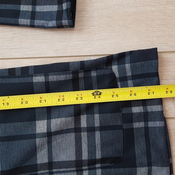 Le Château Longer Length Plaid Blue Blazer - Picture 7 of 7